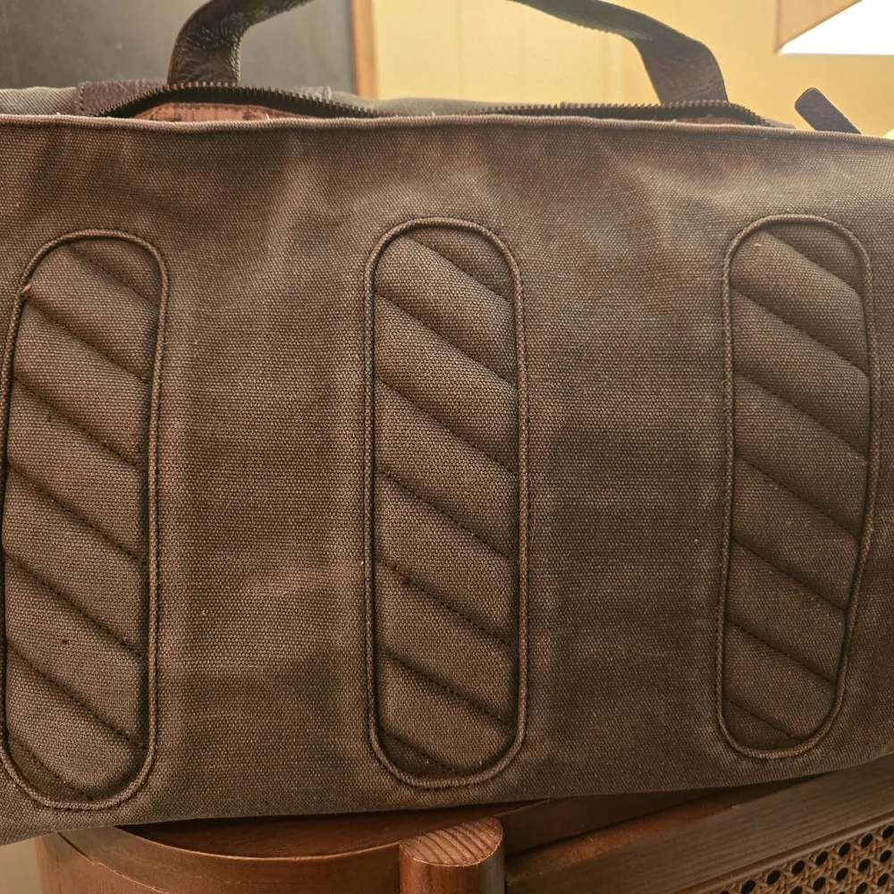 Johnston & Murphy Gray and Brown Messenger Bag